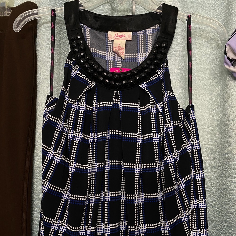 Candie’s halter top w/ black accessory neckline